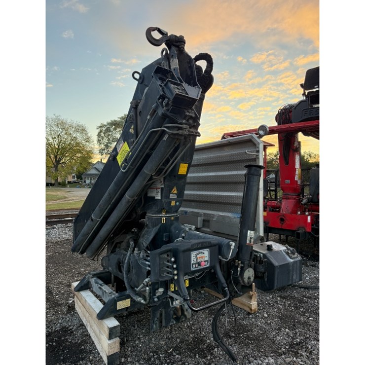 2013 Hiab XS-322 Pro Knuckle Crane W/ Headache Rack