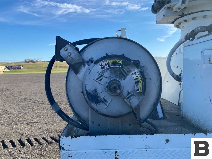 2011-international-durastar-4300-image-32