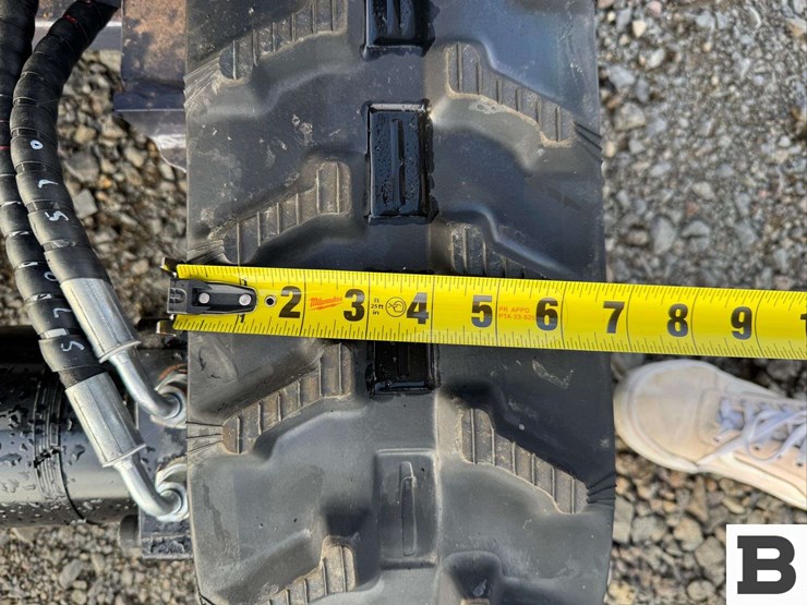 2025-cfg-industrial-mx12r-mini-excavator-image-15