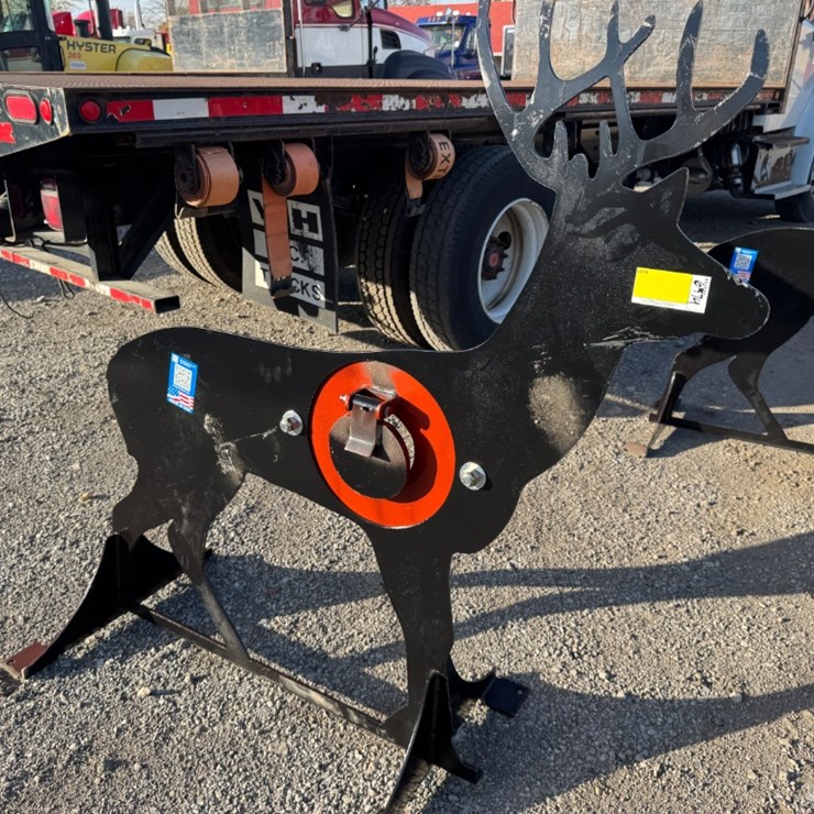 3/8" AR500 Steel Deer Shooting Target w/ Flapper