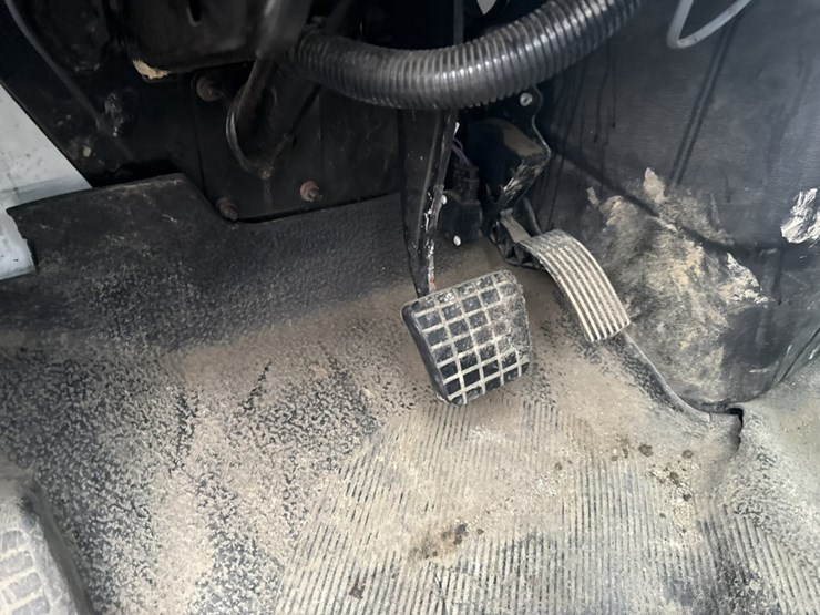 2013-international-4300-sba-image-68