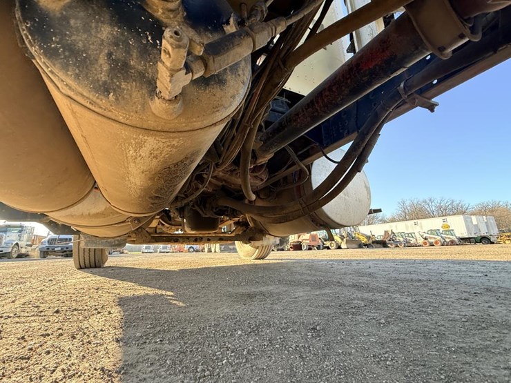 #1980-•-2008-international-eagle-day-cab-truck-tractor-image-47