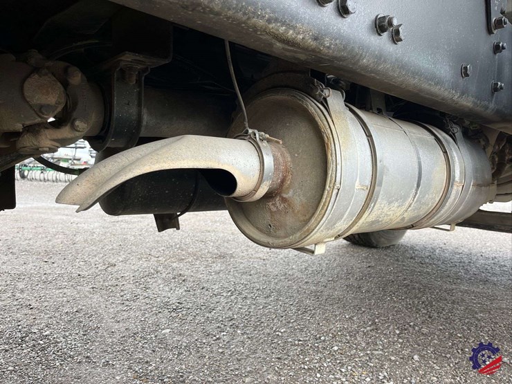 2008-sterling-l7500-image-37