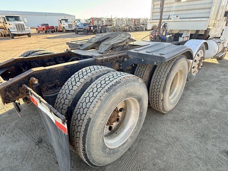 #1980-•-2008-international-eagle-day-cab-truck-tractor-image-19