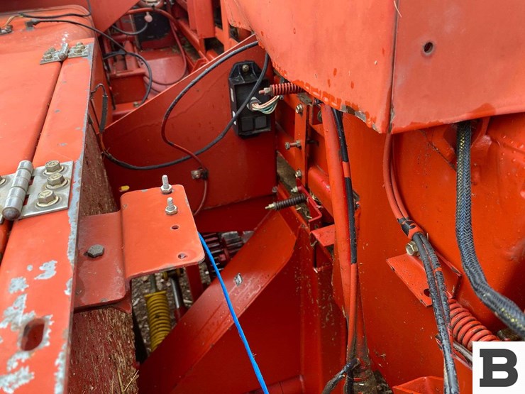 2002-new-holland-bb900-image-29