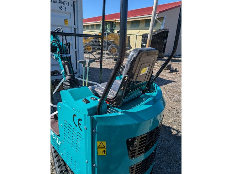 cfg-h15z-mini-excavator-image-8