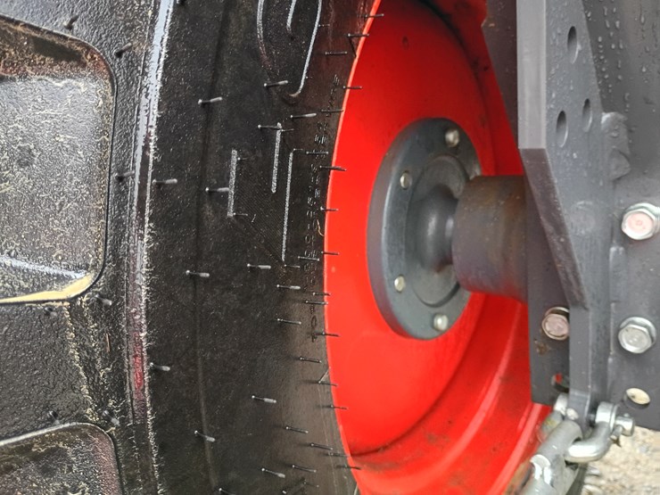 2022-kubota-la526-image-84