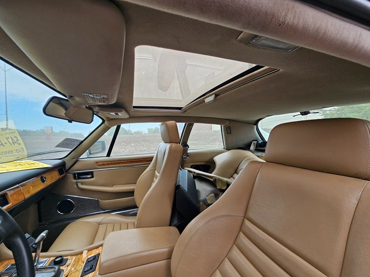 #21242-•-1990-jaguar-xjs-passenger-car-image-27