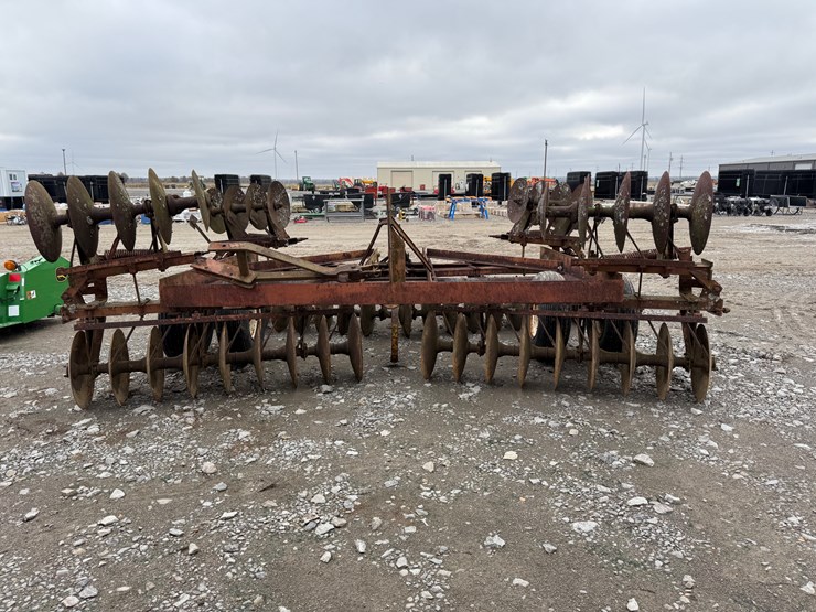 john-deere-7-image-25