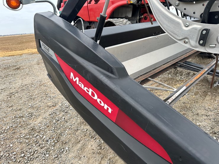 2022-mac-don-fd240-image-63