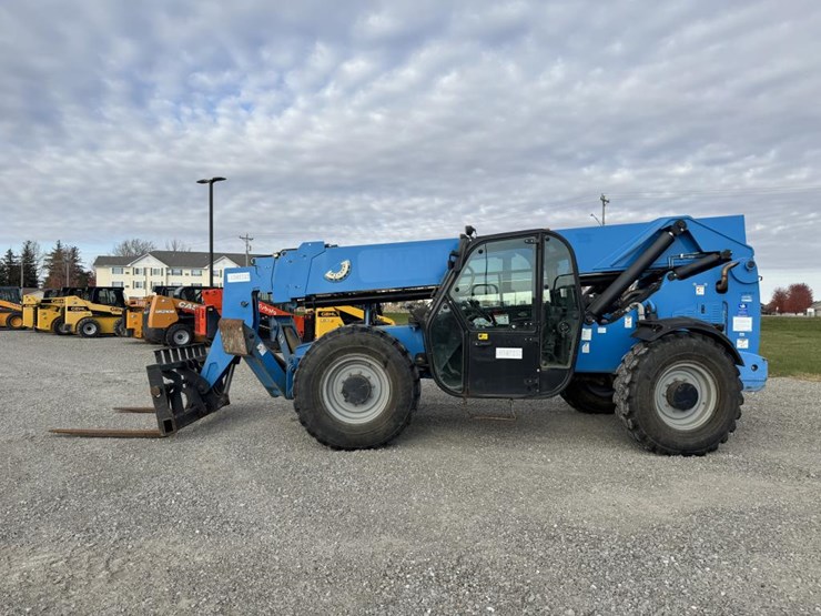#1460-•-2014-genie-1056-telehandler-image-2