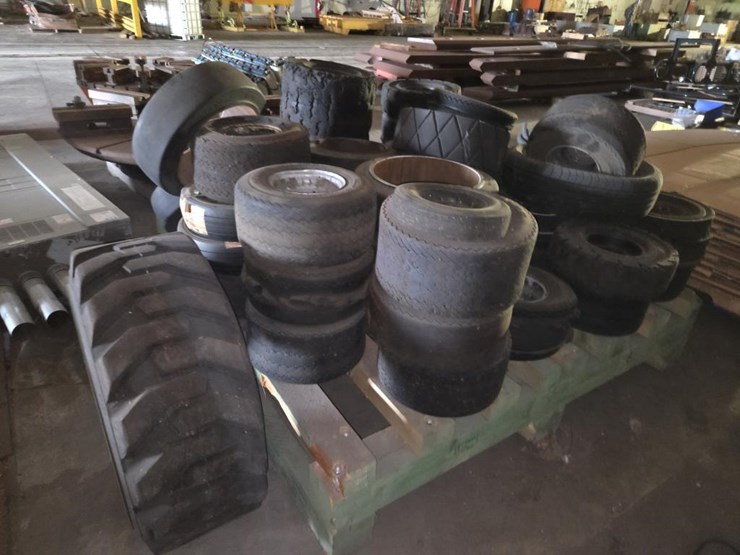 #3438-•-pallet-of-misc.-forklift-tires-and-rims-image-3