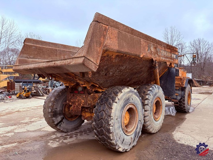 1995-volvo-a30-image-5