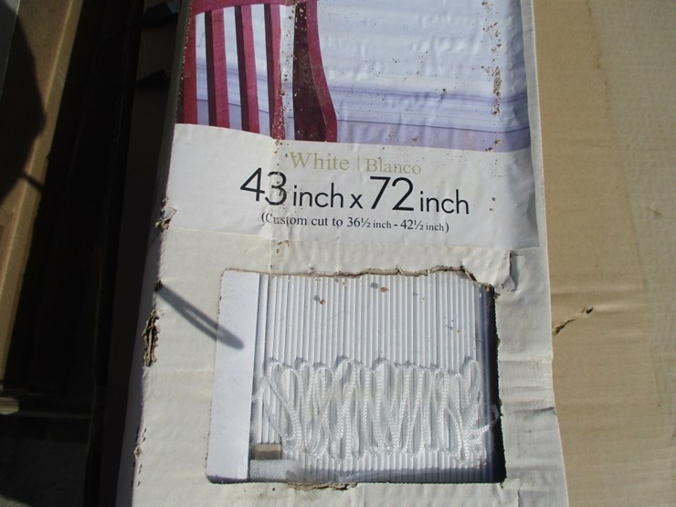 lot-of-ceramic-tiles-&-faux-wood-blinds-image-6