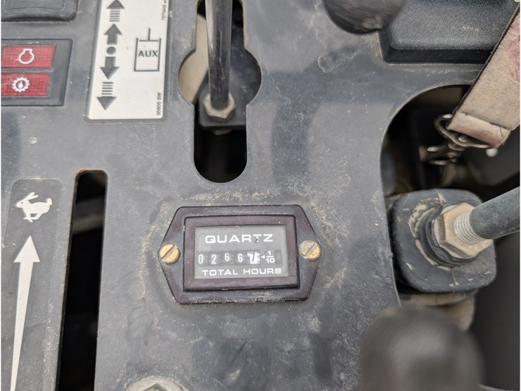 2017-bobcat-mt85-image-11