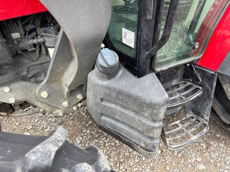 massey-ferguson-4709-image-21