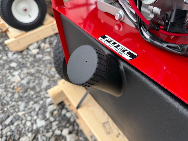 #2-•-unused-magnum-4000-series-hot-water-pressure-washer-254491-inv#33541-image-10