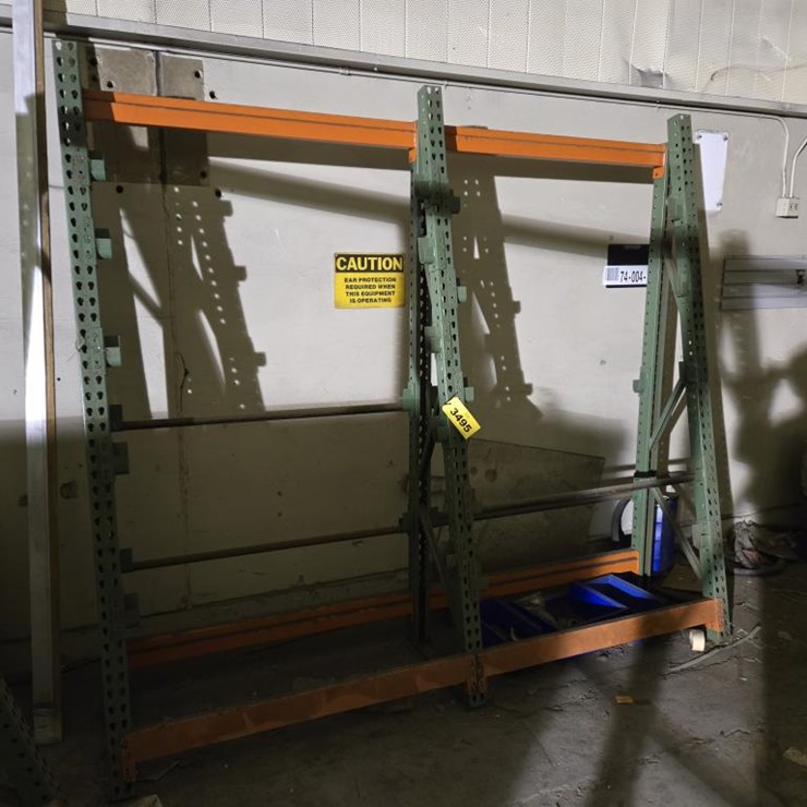 #3495 • Industrial Pallet Racking