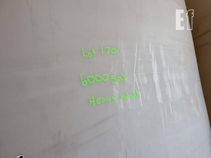 poly-tank-6000-gallon-image-3