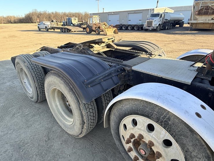 #1980-•-2008-international-eagle-day-cab-truck-tractor-image-20