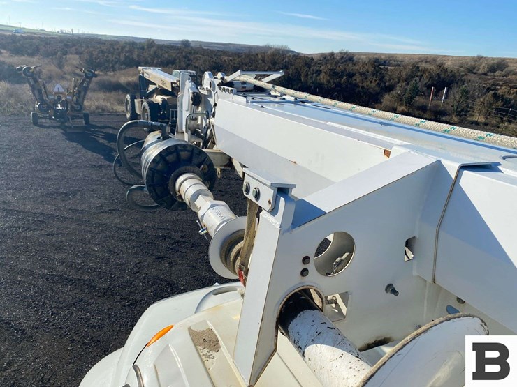 2011-international-durastar-4300-image-55