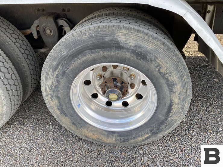 freightliner-fuel-image-37