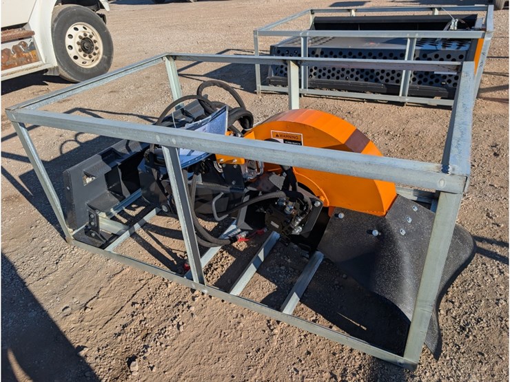 wolverine-skid-steer-stump-grinder-image-3