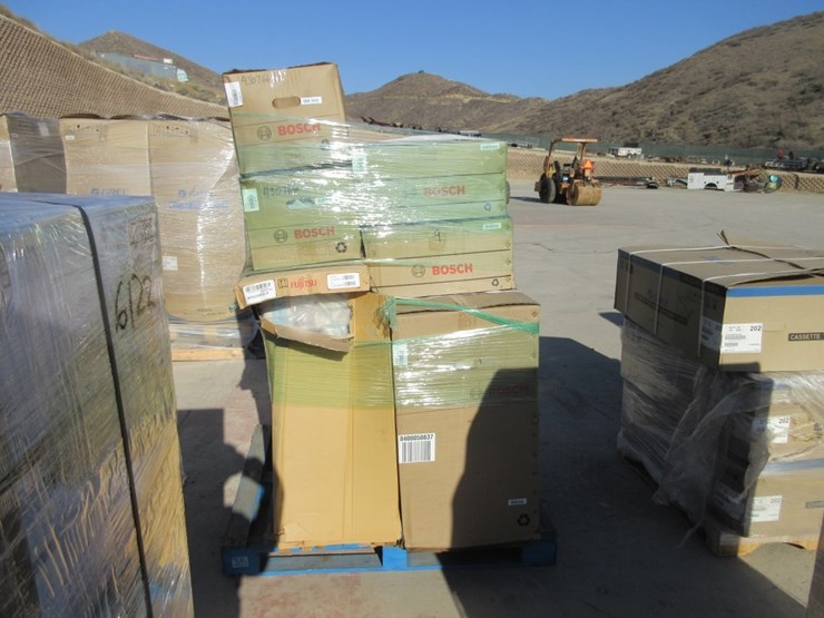 bosch-ductless-climate-5000-btu-a/c-condensers,-image-2