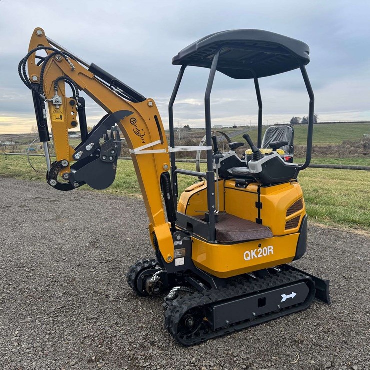 2025 CFG Industrial QK20R Mini Excavator