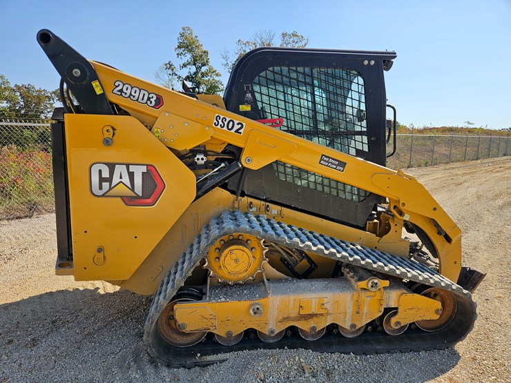 2023-caterpillar-299d3-image-15