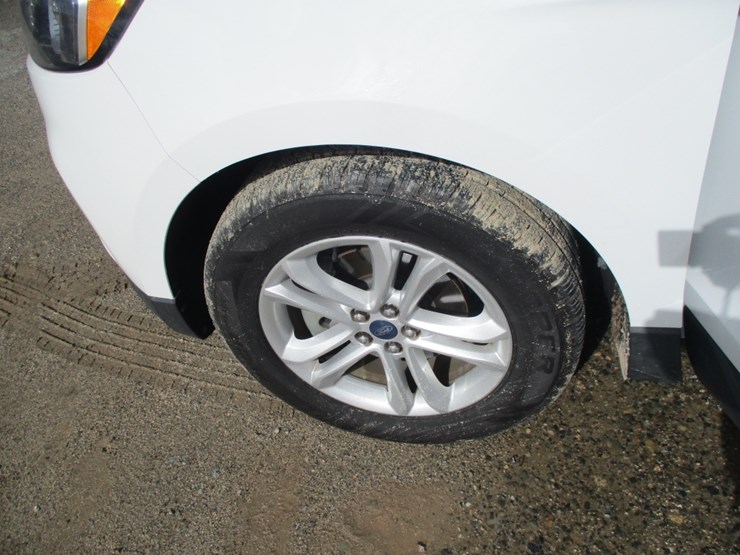 2019-ford-edge-sel-image-15