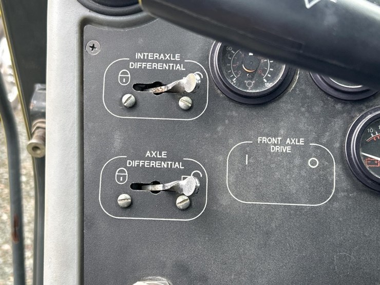 2005-gradall-xl4100-ii-image-64