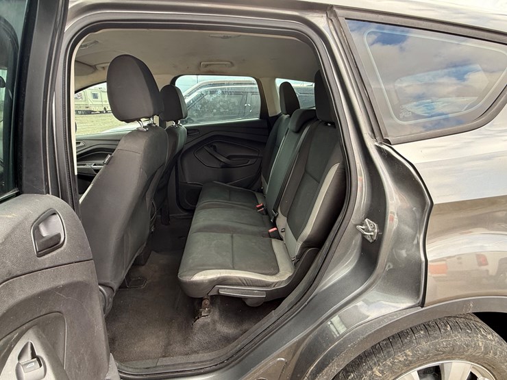 2014-ford-escape-image-23