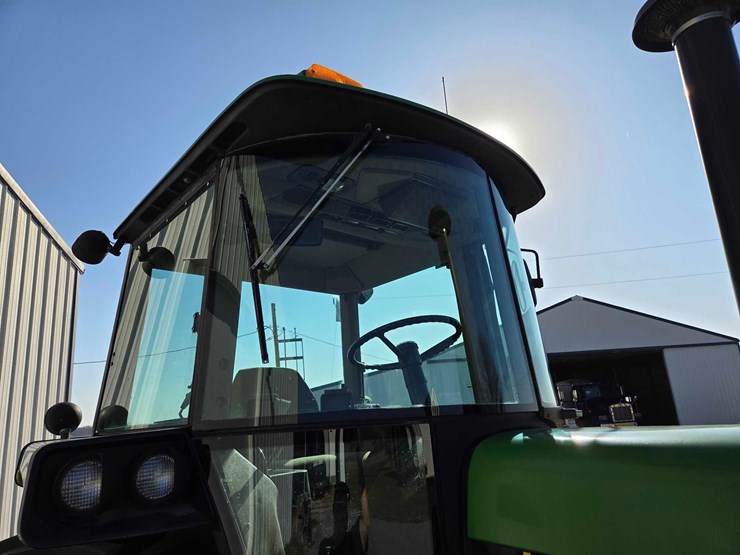 1991-john-deere-4455-image-52