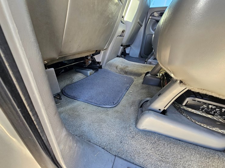 2004-gmc-yukon-image-45