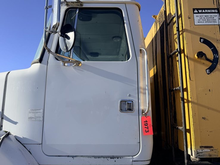 1999-akzo-nobel-hd10-image-11