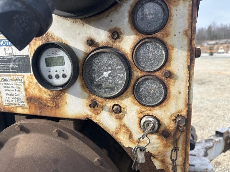 2015-altec-dc1317hp-image-13