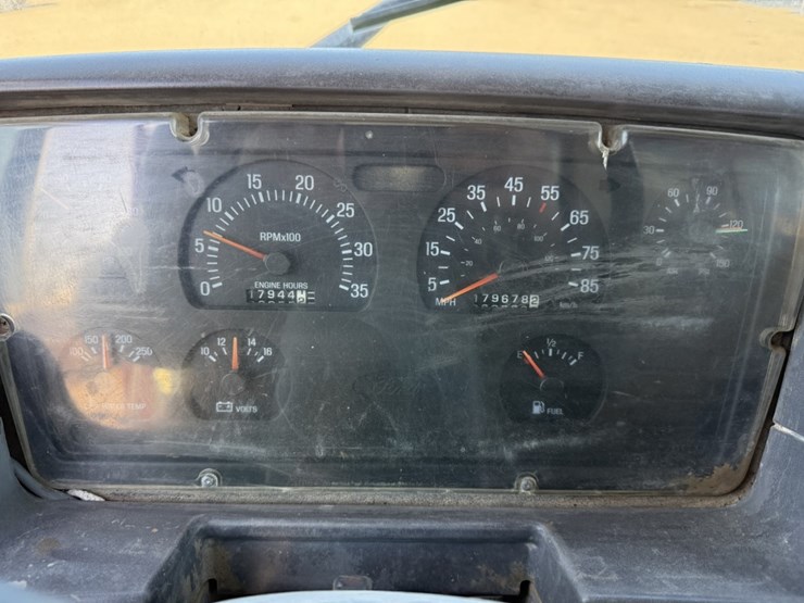 #1953-•-1998-ford-fuel-truck-image-70