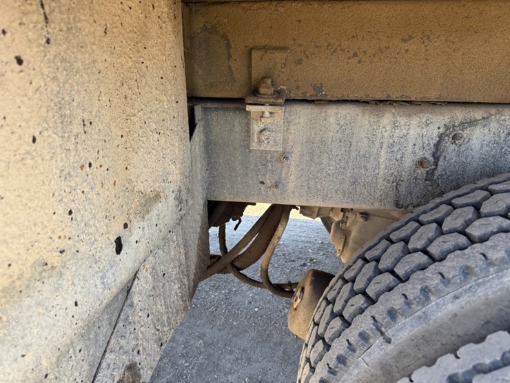 #1953-•-1998-ford-fuel-truck-image-82