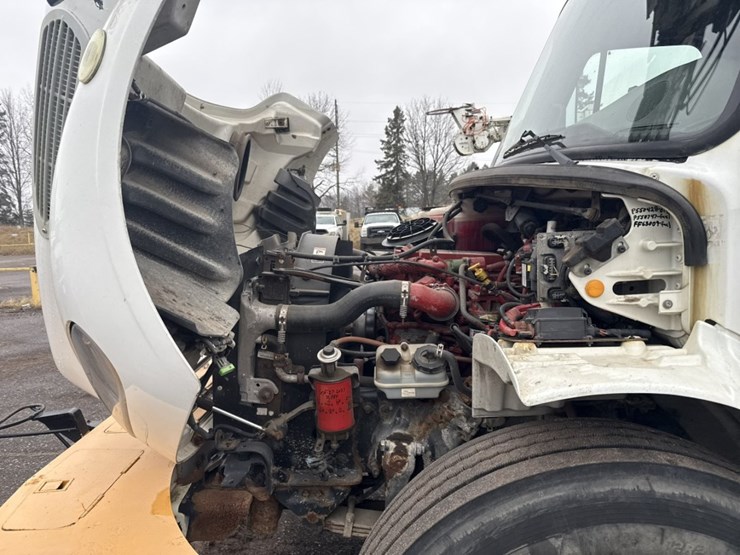 #2000-•-2014-freightliner-altec-digger-derrick-image-22