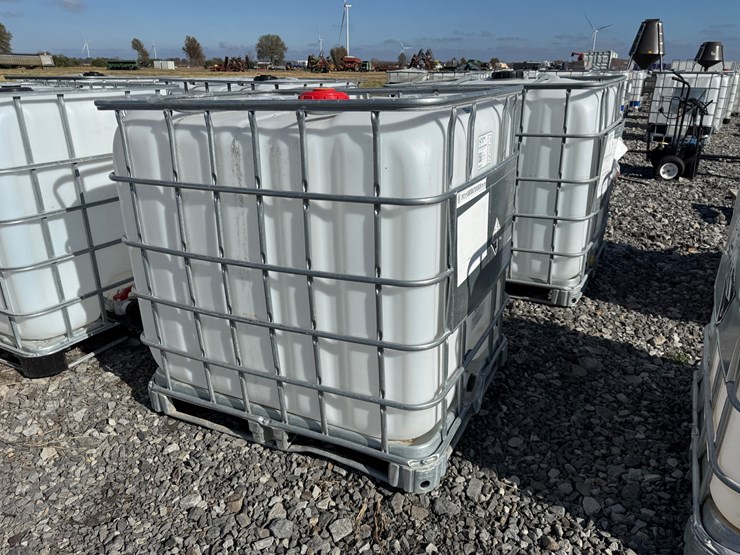 #22624-•-1000-gallon-poly-tank-w/-cage-image-2