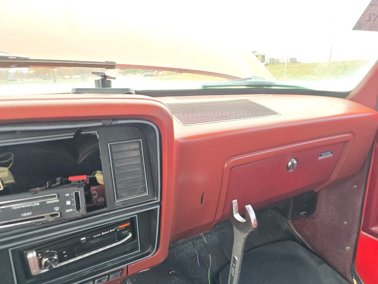 1986-dodge-ram-charger-image-87