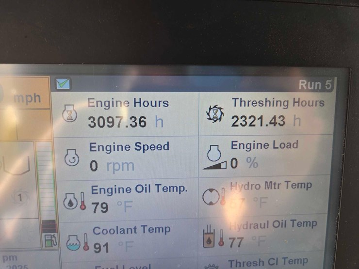 2010-new-holland-cr9065-image-60