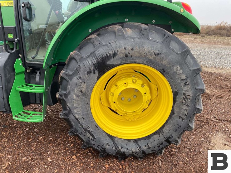 2018-john-deere-5090m-image-22