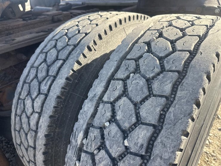 2000-international-9200i-image-64