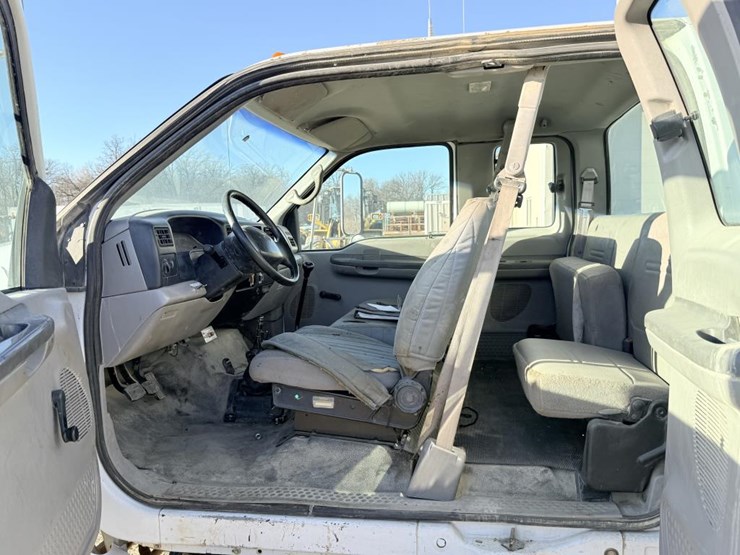 2000-ford-f650-sd-image-36