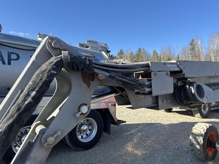 2017-skyjack-sj45t-image-21