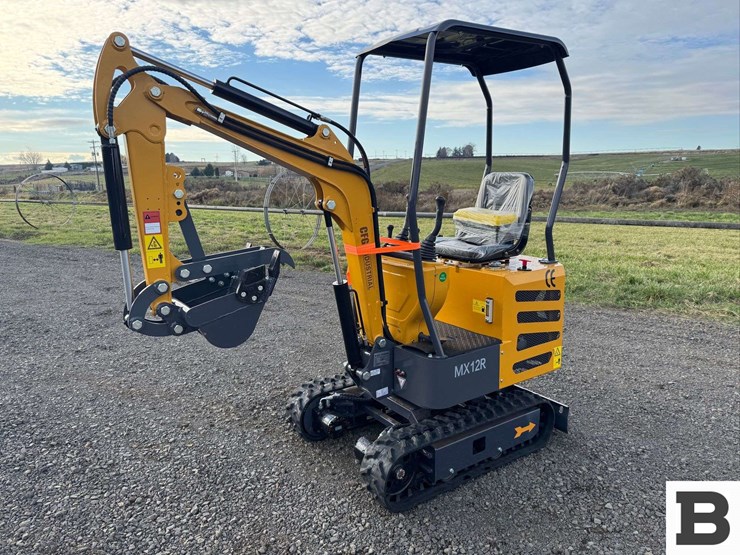 2025-cfg-industrial-mx12r-mini-excavator-image-1