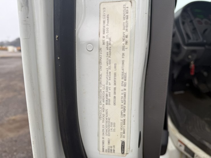 #2000-•-2014-freightliner-altec-digger-derrick-image-99