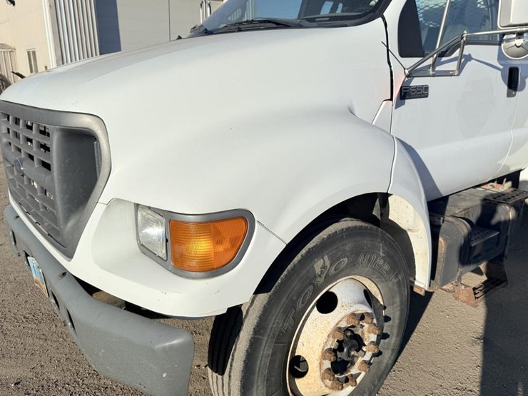 2000-ford-f650-sd-image-9